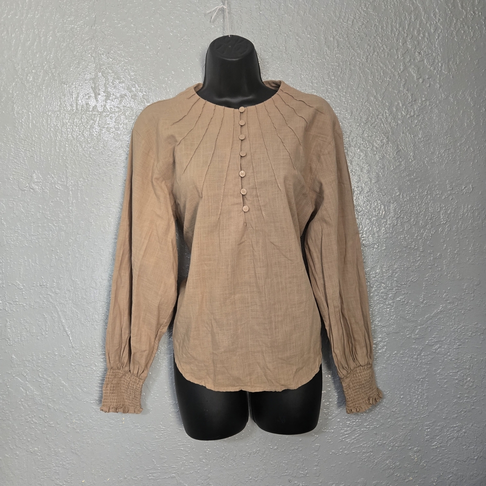 MOTF Beige‎ Pleated Button Blouse